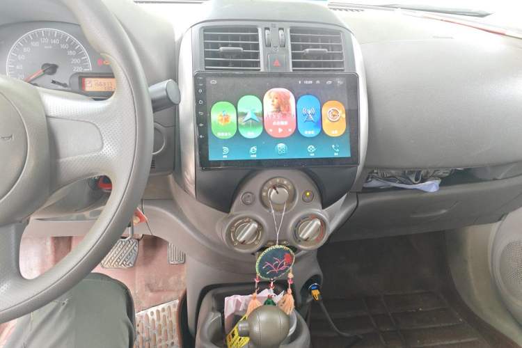 Used Nissan Sunny 2011 1.5XE CVT Comfort Edition Audio And AC Panel