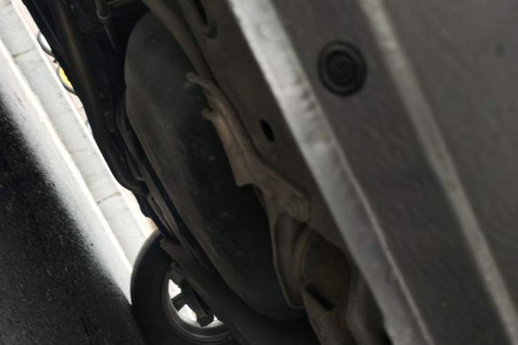 Used Nissan Sunny 2011 1.5XL Manual Deluxe Edition Chassis Front Right