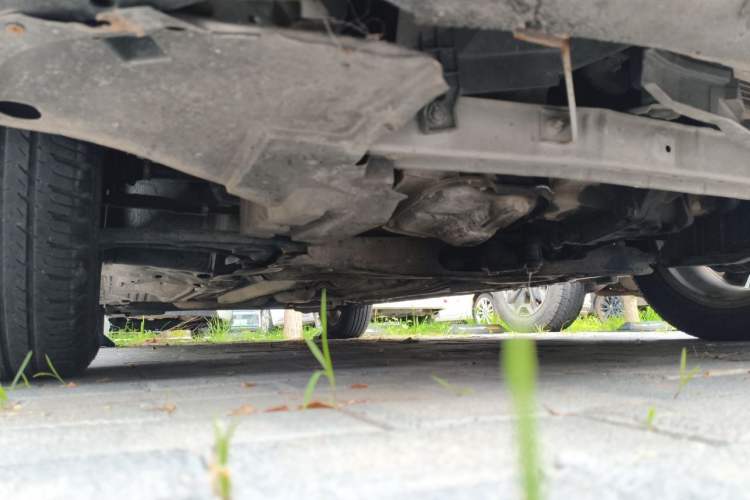 Used Nissan Sunny 2011 1.5XL Manual Deluxe Edition Chassis Front Right