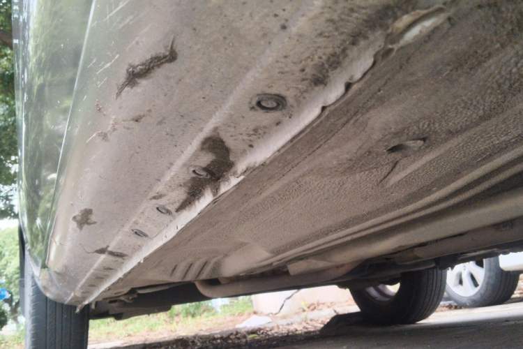Used Nissan Sunny 2011 1.5XE Manual Comfort Edition Chassis Front Right