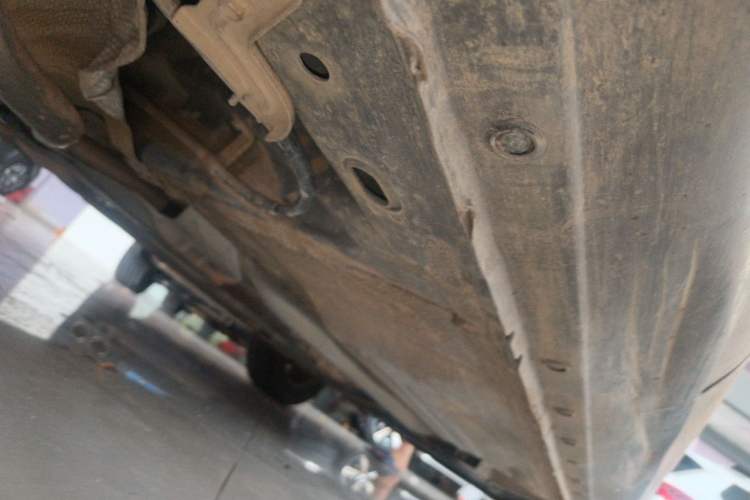 Used Nissan Sunny 2011 1.5XL Manual Deluxe Edition Chassis Rear Right
