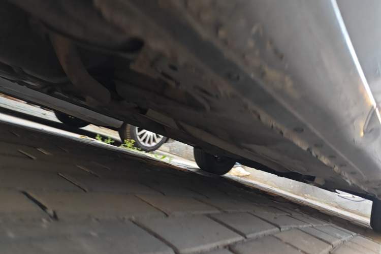 Used Nissan Sunny 2011 1.5XE Manual Comfort Edition Chassis Rear Right