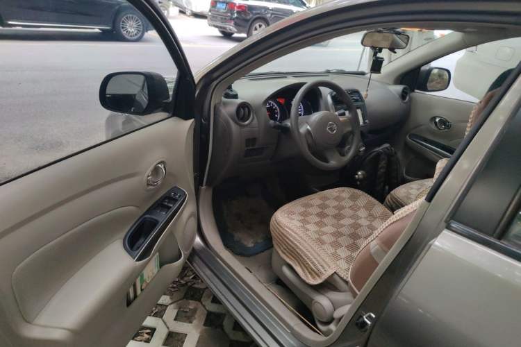 Used Nissan Sunny 2011 1.5XL CVT Luxury Edition Driver Seat