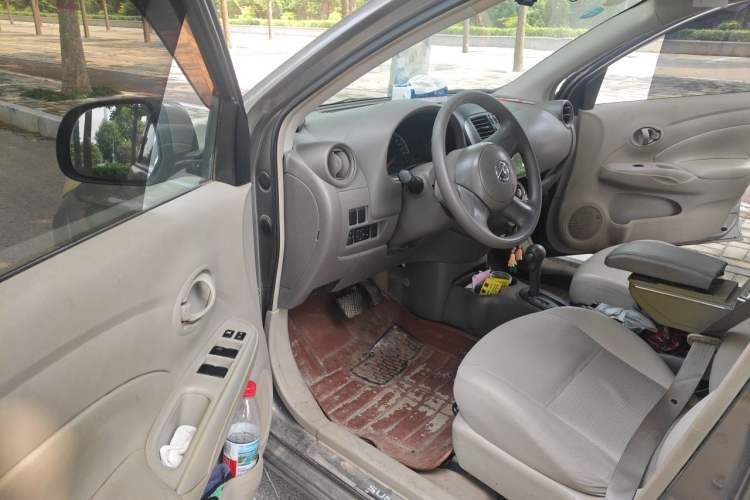 Used Nissan Sunny 2011 1.5XE CVT Comfort Edition Driver Seat