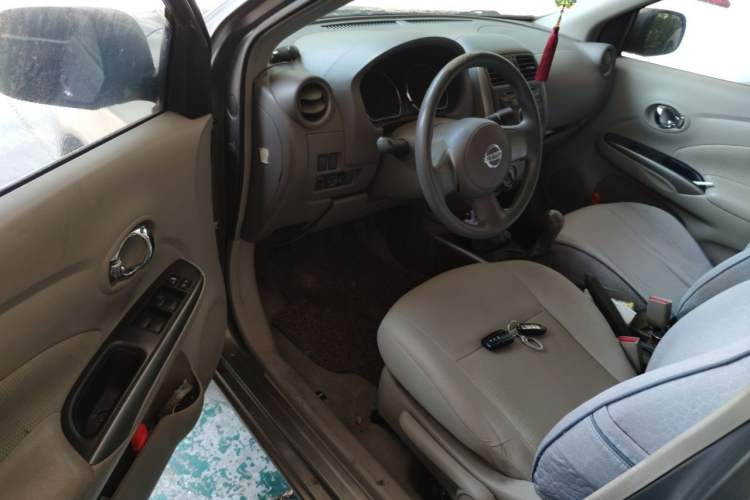 Used Nissan Sunny 2011 1.5XL Manual Deluxe Edition Driver Seat