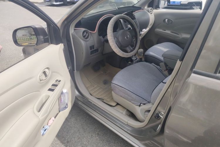 Used Nissan Sunny 2011 1.5XE CVT Comfort Edition Driver Seat