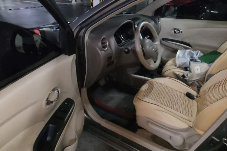 Used Nissan Sunny 2011 1.5XL CVT Luxury Edition Driver Seat
