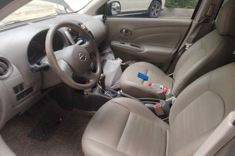 Used Nissan Sunny 2011 1.5XE CVT Comfort Edition Driver Seat