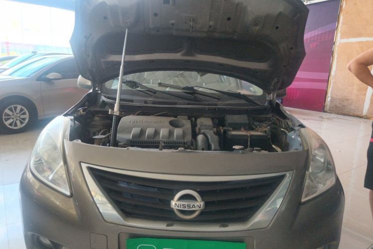 Used Nissan Sunny 2011 1.5XL Manual Deluxe Edition Engine Bay