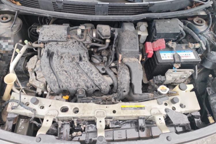 Used Nissan Sunny 2011 1.5XE CVT Comfort Edition Engine Bay