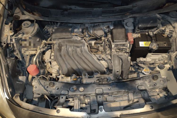 Used Nissan Sunny 2011 1.5XE CVT Comfort Edition Engine Bay
