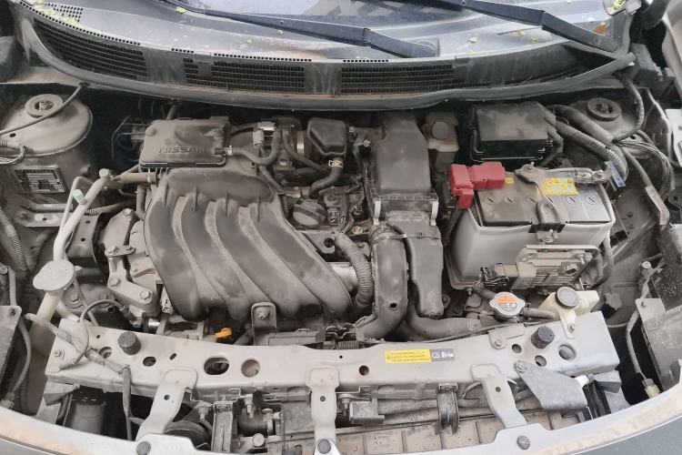 Used Nissan Sunny 2011 1.5XE CVT Comfort Edition Engine Bay