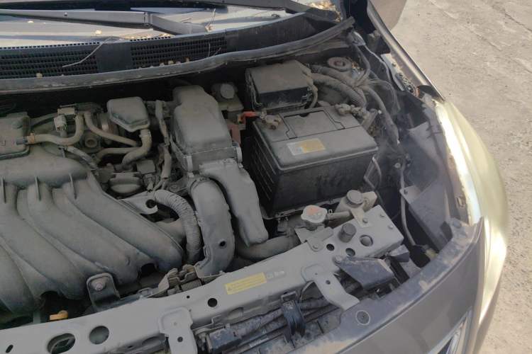 Used Nissan Sunny 2011 1.5XE Manual Comfort Edition Engine Bay Left
