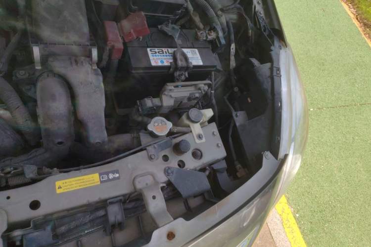 Used Nissan Sunny 2011 1.5XE CVT Comfort Edition Engine Bay Left