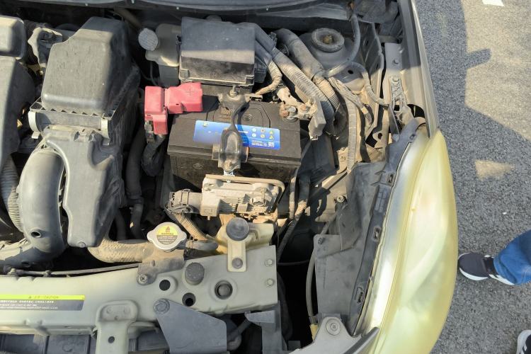 Used Nissan Sunny 2011 1.5XV CVT Deluxe Edition Engine Bay Left