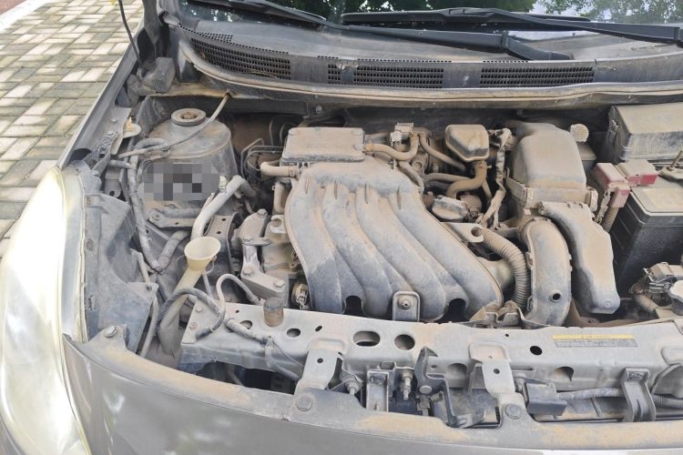 Used Nissan Sunny 2011 1.5XE CVT Comfort Edition Engine Bay Right