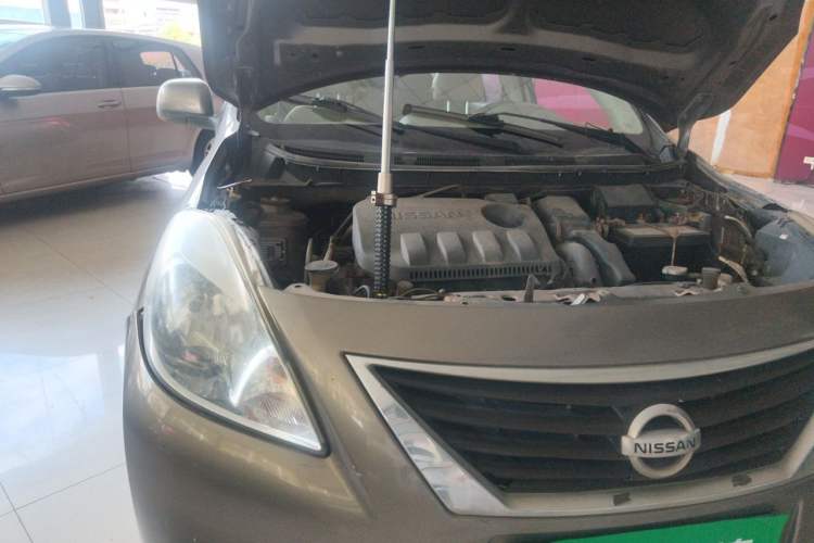 Used Nissan Sunny 2011 1.5XL Manual Deluxe Edition Engine Bay Right