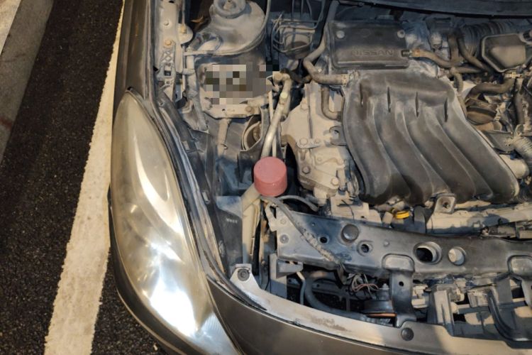 Used Nissan Sunny 2011 1.5XE CVT Comfort Edition Engine Bay Right