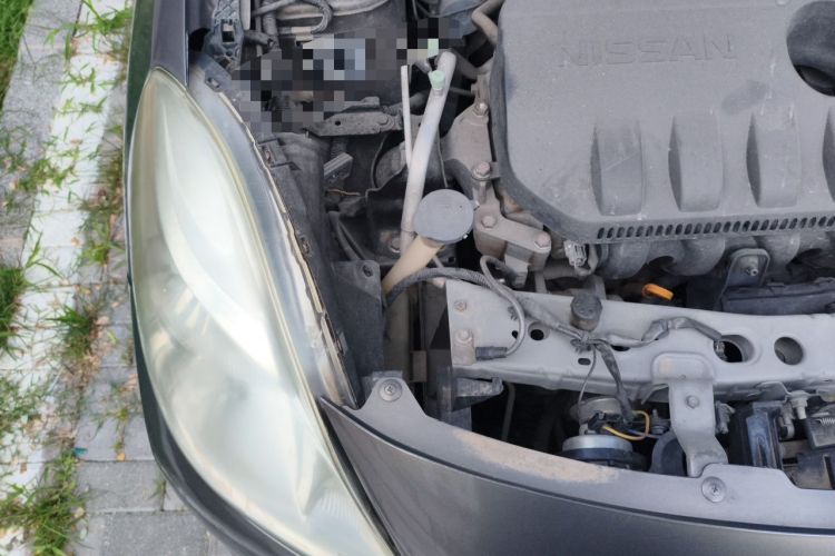 Used Nissan Sunny 2011 1.5XL Manual Deluxe Edition Engine Bay Right