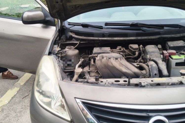 Used Nissan Sunny 2011 1.5XE Manual Comfort Edition Engine Bay Right