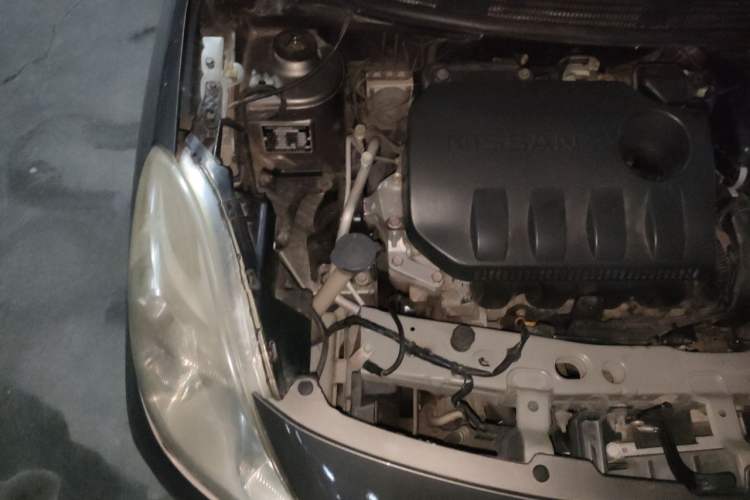 Used Nissan Sunny 2011 1.5XL CVT Luxury Edition Engine Bay Right