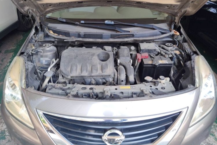 Used Nissan Sunny 2011 1.5XL Manual Deluxe Edition Engine Bay