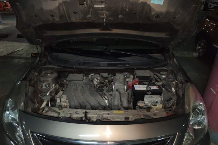Used Nissan Sunny 2011 1.5XE CVT Comfort Edition Engine Bay