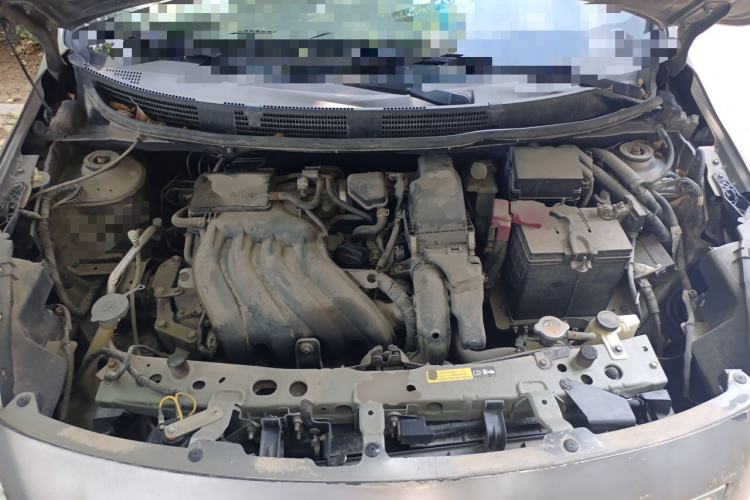 Used Nissan Sunny 2011 1.5XE Manual Comfort Edition Engine Bay
