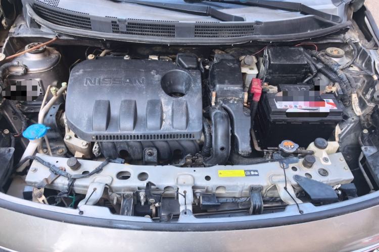 Used Nissan Sunny 2011 1.5XL Manual Deluxe Edition Engine Bay