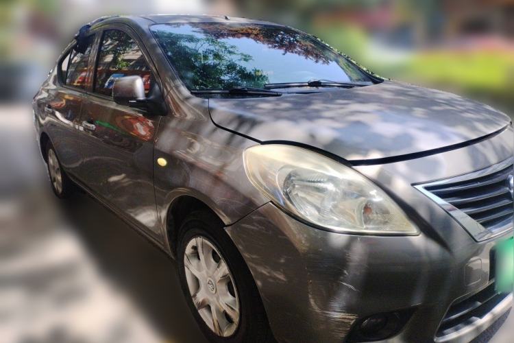 Used Nissan Sunny 2011 1.5XE CVT Comfort Edition Front Right 45 Deg