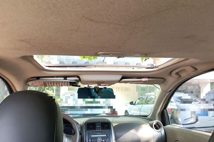 Used Nissan Sunny 2011 1.5XL Manual Deluxe Edition Headliner