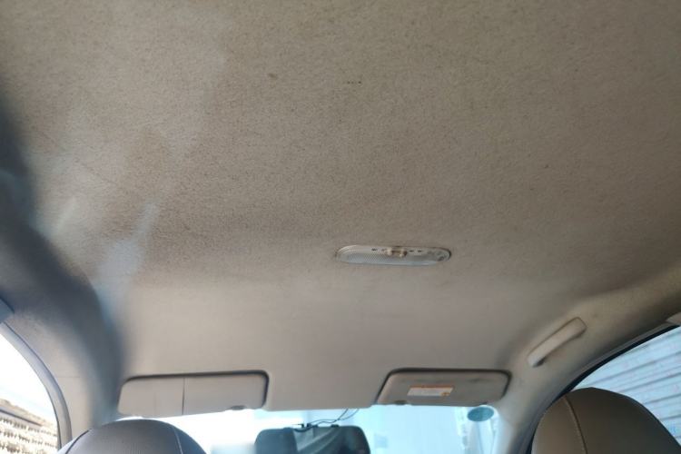Used Nissan Sunny 2011 1.5XE Manual Comfort Edition Headliner