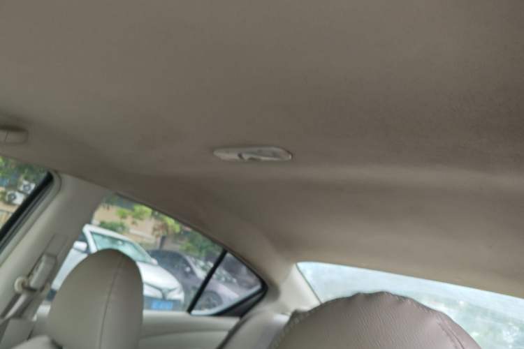 Used Nissan Sunny 2011 1.5XE Manual Comfort Edition Headliner