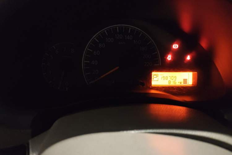 Used Nissan Sunny 2011 1.5XE CVT Comfort Edition Instrument Cluster