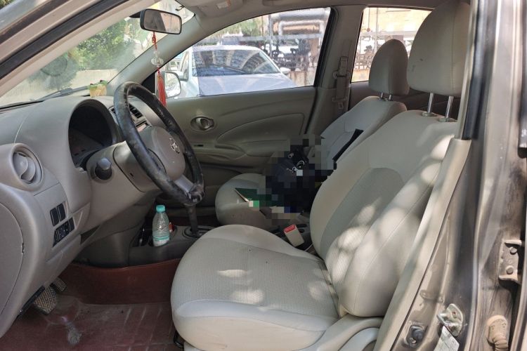 Used Nissan Sunny 2011 1.5XE CVT Comfort Edition Left Front Seat