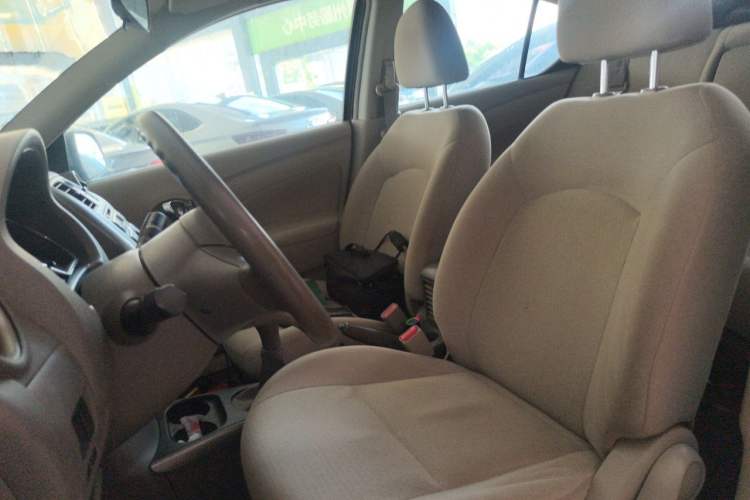 Used Nissan Sunny 2011 1.5XL Manual Deluxe Edition Left Front Seat