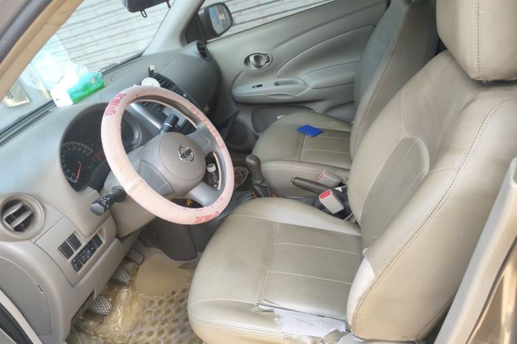 Used Nissan Sunny 2011 1.5XE Manual Comfort Edition Left Front Seat