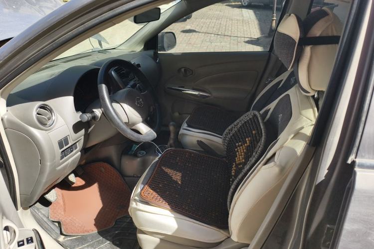 Used Nissan Sunny 2011 1.5XE Manual Comfort Edition Left Front Seat