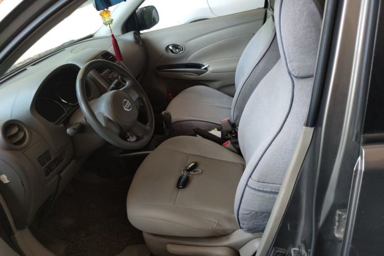 Used Nissan Sunny 2011 1.5XL Manual Deluxe Edition Left Front Seat