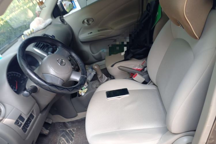 Used Nissan Sunny 2011 1.5XE Manual Comfort Edition Left Front Seat