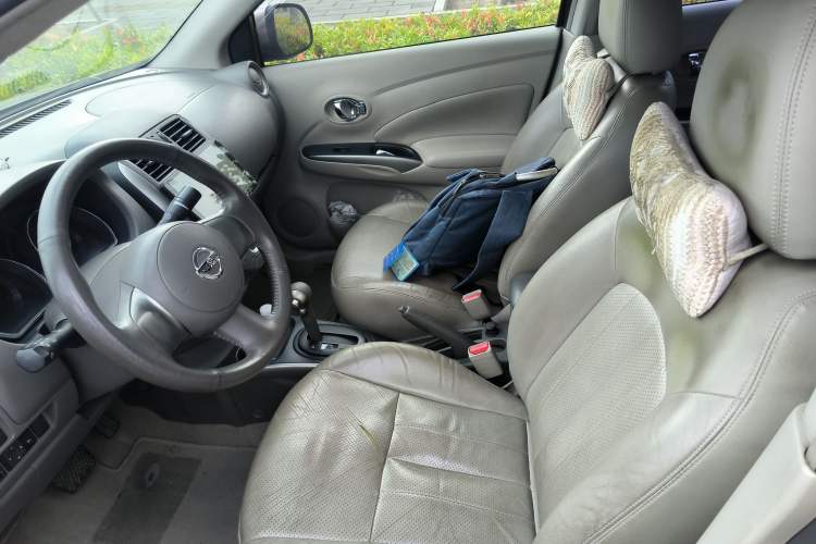 Used Nissan Sunny 2011 1.5XV CVT Deluxe Edition Left Front Seat