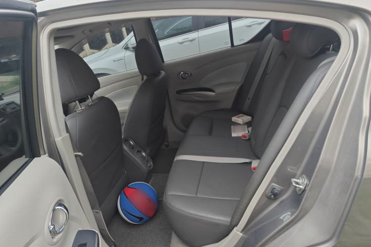 Used Nissan Sunny 2011 1.5XL CVT Luxury Edition Left Rear Seat
