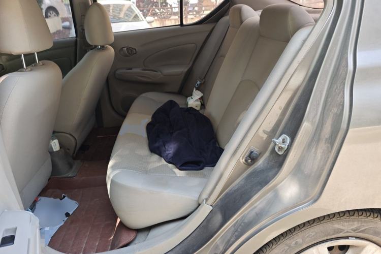 Used Nissan Sunny 2011 1.5XE CVT Comfort Edition Left Rear Seat