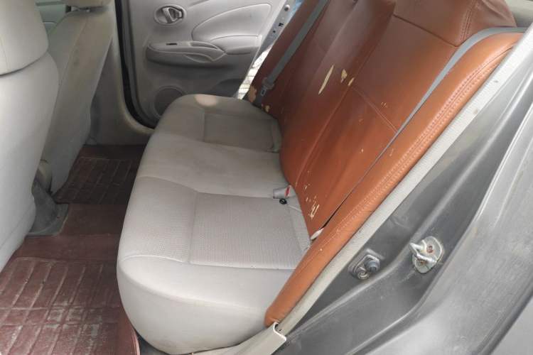 Used Nissan Sunny 2011 1.5XE CVT Comfort Edition Left Rear Seat