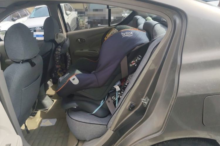 Used Nissan Sunny 2011 1.5XE CVT Comfort Edition Left Rear Seat