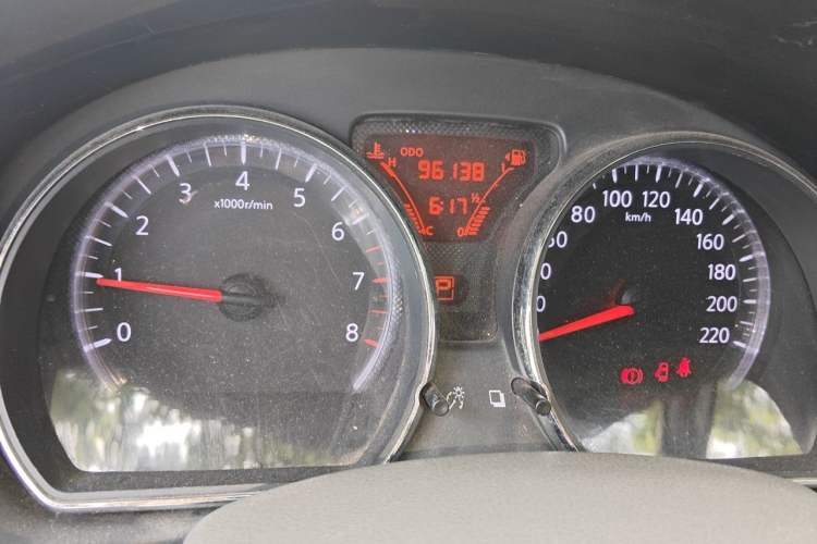 Used Nissan Sunny 2011 1.5XL CVT Luxury Edition Odometer Close Up
