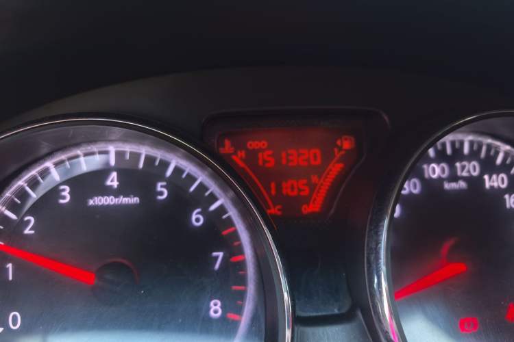 Used Nissan Sunny 2011 1.5XL Manual Deluxe Edition Odometer Close Up