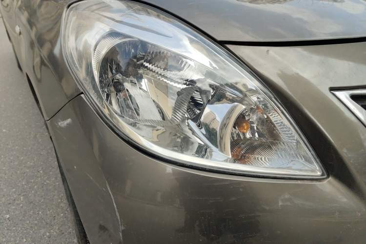 Used Nissan Sunny 2011 1.5XL CVT Luxury Edition Right Front Headlight