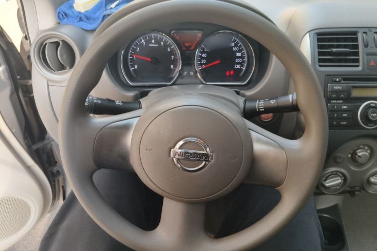 Used Nissan Sunny 2011 1.5XL Manual Deluxe Edition Steering Wheel