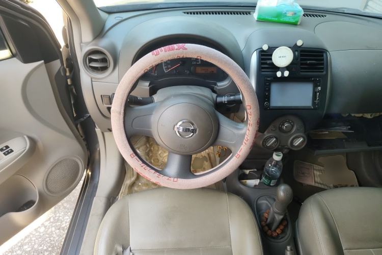 Used Nissan Sunny 2011 1.5XE Manual Comfort Edition Steering Wheel